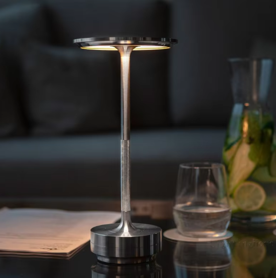 Bordslampa Metallic - Stilrent ljus för varje plats